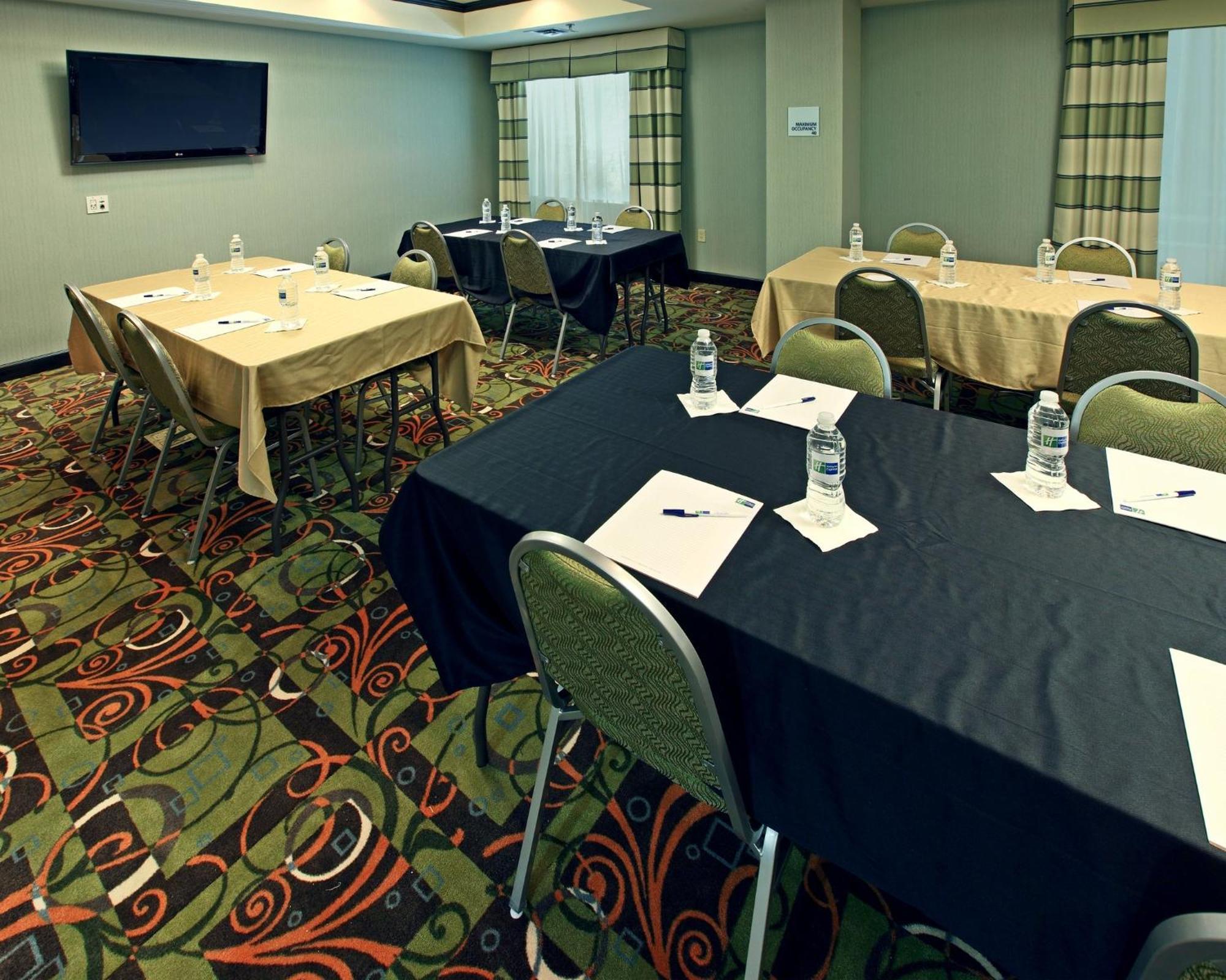 Holiday Inn Express & Suites Maumelle By Ihg Εξωτερικό φωτογραφία